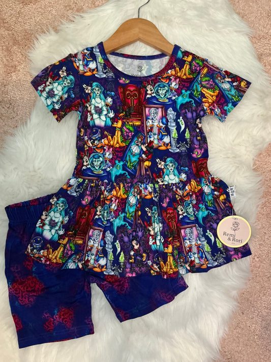 Haunted Peplum